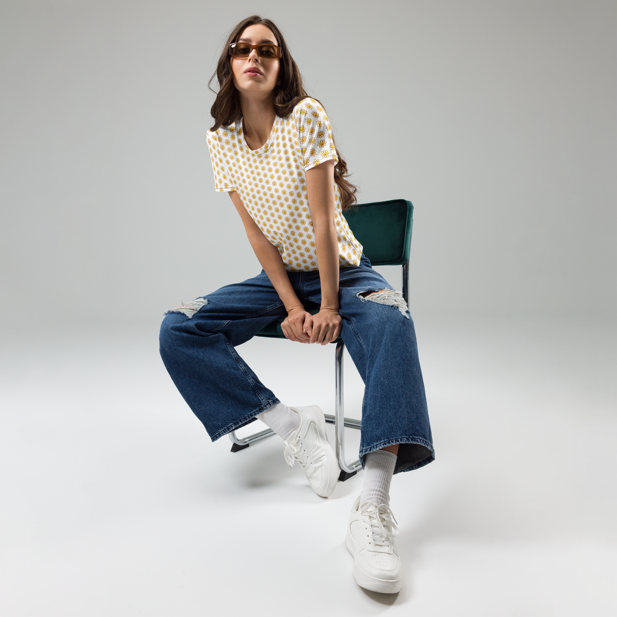 Alivwood Flower Women's T-shirt - Alivwood